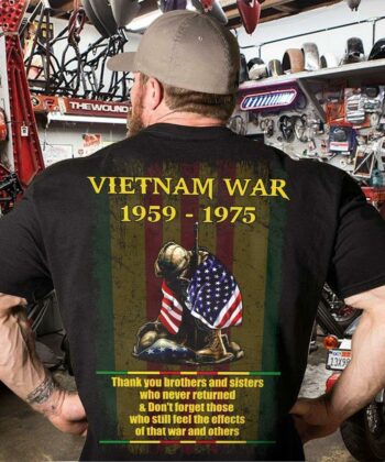 Vietnam War Thank You Brothers And Sisters Who Never Returned 2D T-shirt For Vietnam War Veteran, Vietnam Veteran, Happy Father's Day, Gift For Dad, Gift For Papa - artsywoodsy